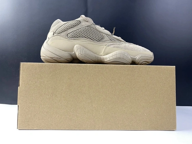 Light Taupe Yeezy Adidas GX3605 500 0808